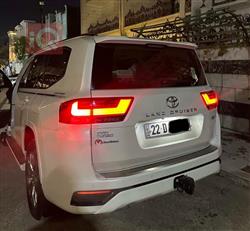 تۆیۆتا لاند کروزەر